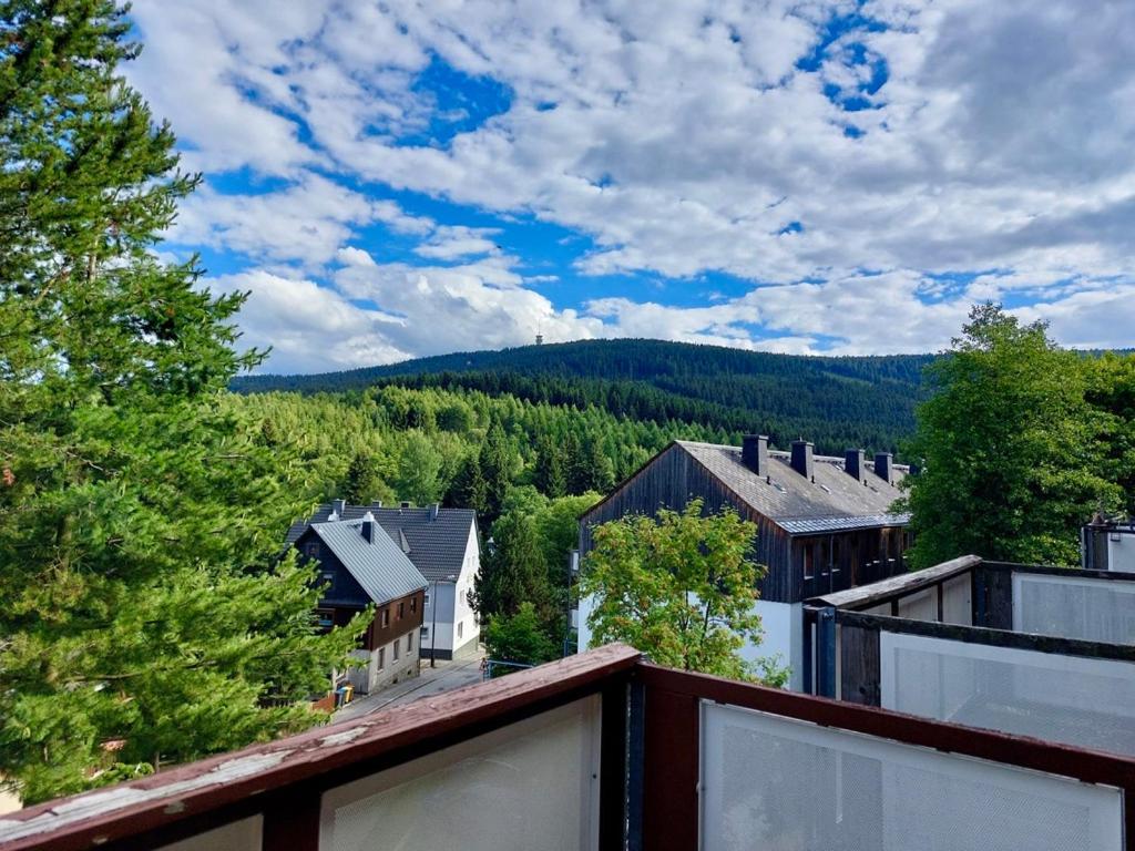 Ferienwohnungen Zauberberg, Schneehase & Glitzerhirsch Oberwiesenthal Dış mekan fotoğraf